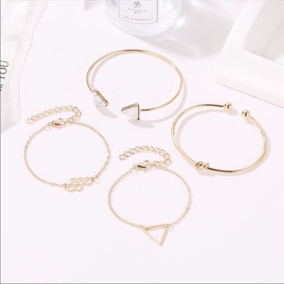 *HOST PICK* Dainty bracelet/bangle 4 piece set - Picture 2 of 5